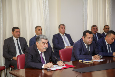 Rayon İcra Hakimiyyətinin başçısı Rüstəm Xəlilov növbəti vətəndaş qəbulu keçirib.