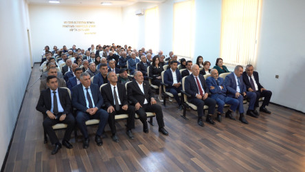 “Qərbi azərbaycanlıların Ermənistandan deportasiyası, ermənilərin törətdiyi vandalizm aktları, tarixi-mədəni abidələrin dağıdılması və Azərbaycan toponimlərinin dəyişdirilməsi” mövzusunda konfran keçirilib.