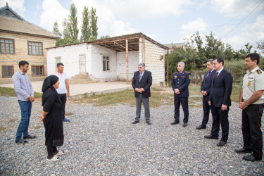 Salyan rayonunda “Anım günü” ərəfəsində RİH başçısı tərəfindən şəhid ailələrini ziyarət bugün də davam etdirilir.