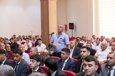 Salyanda “Pambıqçılıqda mövcud vəziyyət və məhsul yığımına hazırlıq, taxıl əkinin başlanması ilə bağlı problemlər və qarşıda duran vəzifələr” mövzusunda müşavirə keçirilib.