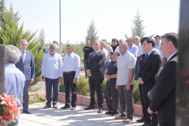 Aprel döyüşlərində qəhrəmancasına şəhid olmuş baş leytenant Rəşid Mehdiyevin doğum günü ilə əlaqədar məzarı ziyarət olunmuşdur.