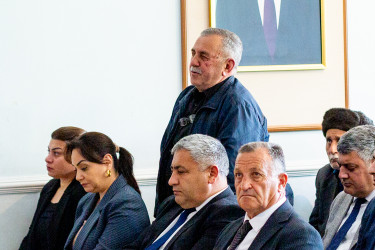 Salyanda RİH başçısının səyyar qəbulları davam edir.