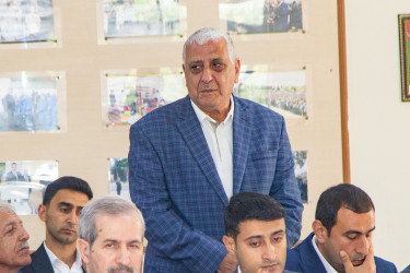 Rüstəm Xəlilov Dayıkənd kəndində  səyyar qəbul keçirib.