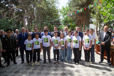 Salyan RİH təşkilatçılığı ilə Heydər Əliyev adına meydanda “1 iyun-Uşaqların Beynəlxalq Müdafiəsi Günü” münasibəti ilə tədbir keçirilmişdir.