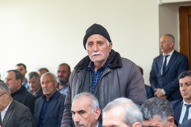 Salyan Rayon İcra Hakimiyyətinin başçısı Rüstəm Xəlilov növbəti səyyar qəbulunu Qardili kənd sakinləri ilə keçirib.